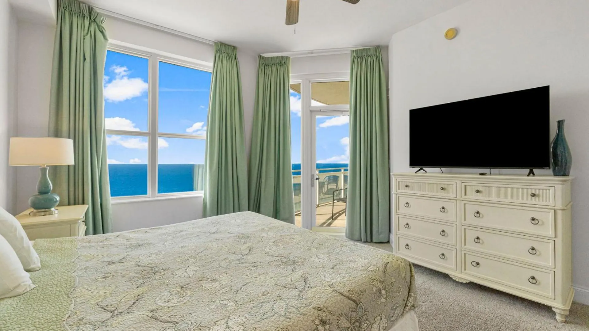 Aqua 2209 Apartment Panama City Beach