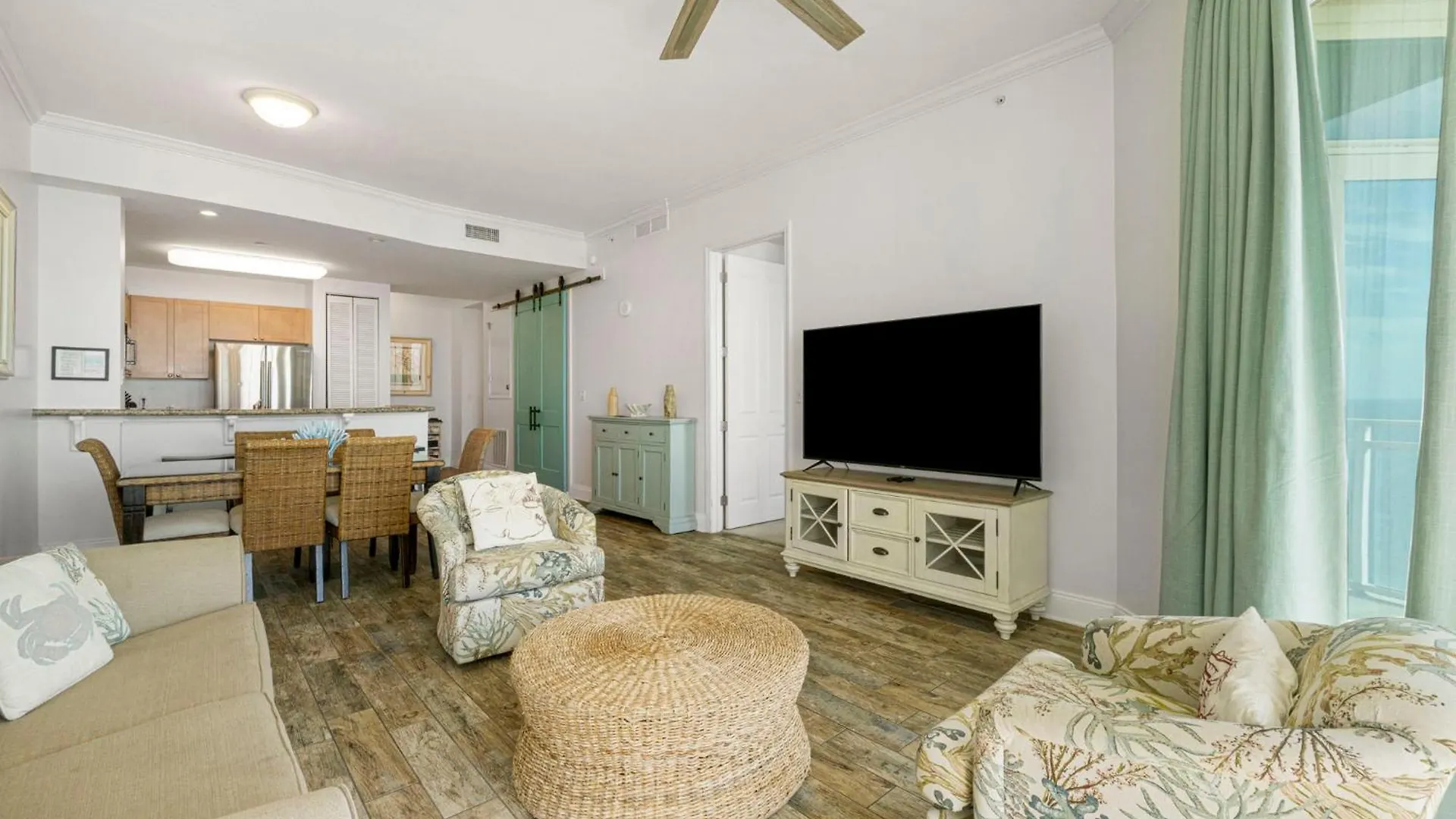 Aqua 2209 Apartment Panama City Beach